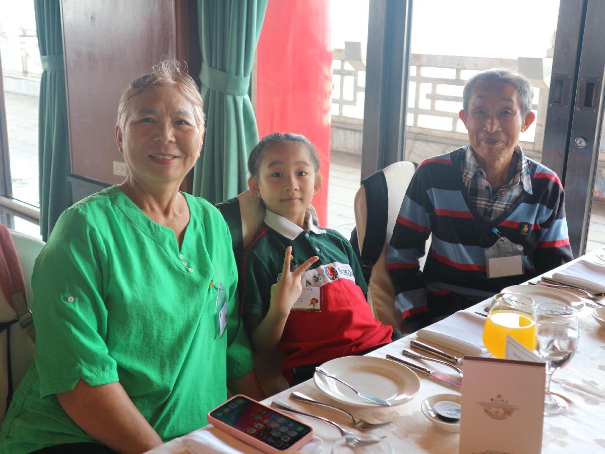 sammy & grand parents